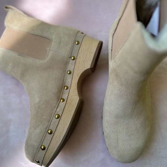 J. Crew Peachy Beige Size 7-5 Wood Clog Boots Suede Faux Fur Lined Boots - Picture 1 of 9